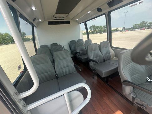 Used 2017 Ford E-450 and Econoline 450 Super Duty w/ Shuttle Bus Prep Package RWD image 22