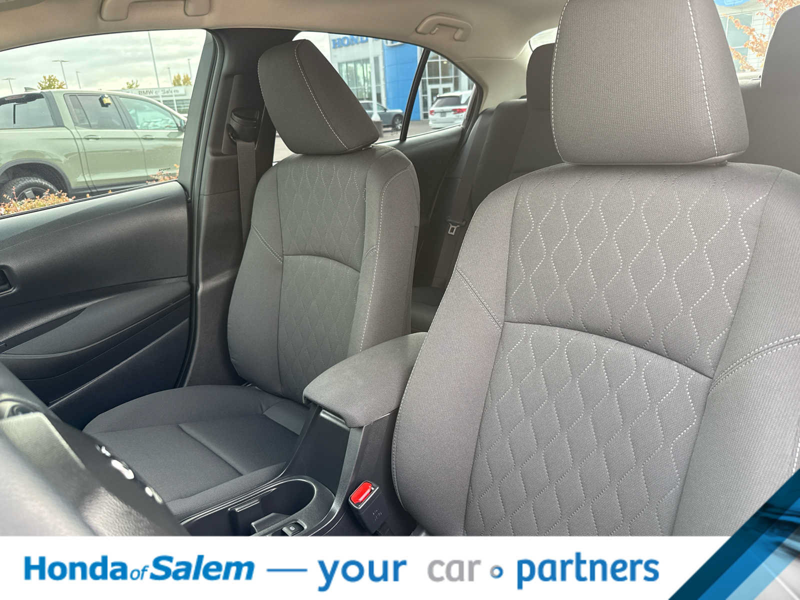 Used 2026 Toyota Corolla LE FWD image 11