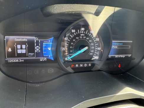 Used 2022 Ford Edge SEL w/ Convenience Package image 6