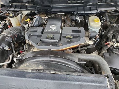 Used 2016 RAM 3500 Laramie w/ Convenience Group image 70