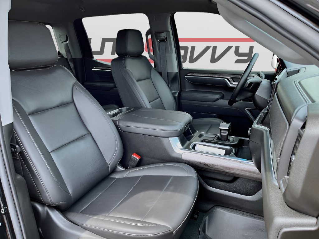 Used 2026 Chevrolet Silverado 1500 LTZ AWD/4WD image 30