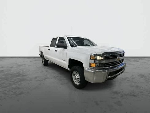 Used 2018 Chevrolet Silverado 2500 W/T w/ Snow Plow Prep Package AWD/4WD image 6