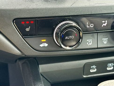 Certified 2025 Honda Accord SE image 21