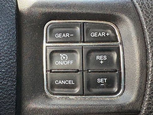 Used 2017 RAM 1500 ST RWD image 16