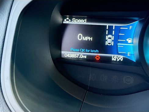 Used 2024 Ford Edge SEL w/ Convenience Package image 16