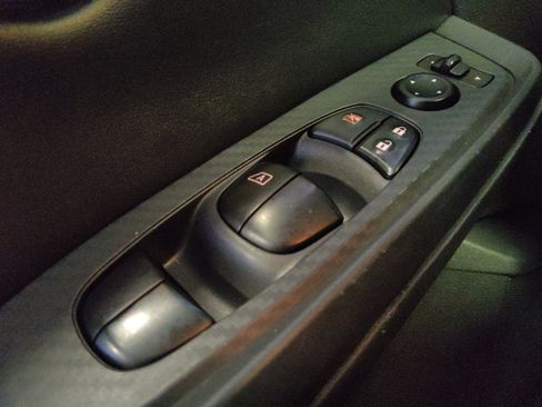Used 2021 Nissan Sentra SV FWD image 27