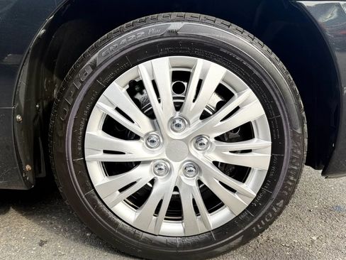 Used 2006 Scion xA FWD image 38