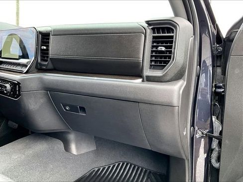 Used 2023 Chevrolet Silverado 1500 LT image 13