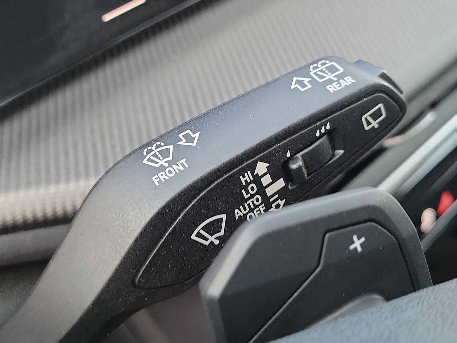 New 2026 Audi SQ5 Premium Plus AWD/4WD image 25