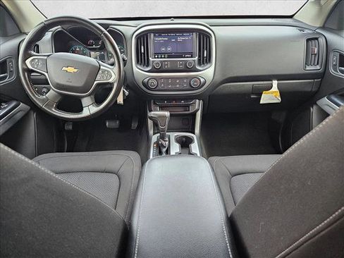 Used 2021 Chevrolet Colorado LT image 16
