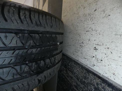 Used 2021 Tesla Model 3 Long Range image 32