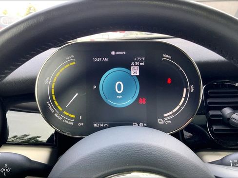 Certified 2022 MINI Cooper SE image 21