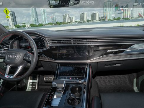 Used 2022 Audi RS Q8 4.0T w/ Black Optic Package image 10