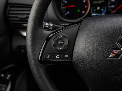 New 2025 Mitsubishi Eclipse Cross LE image 21