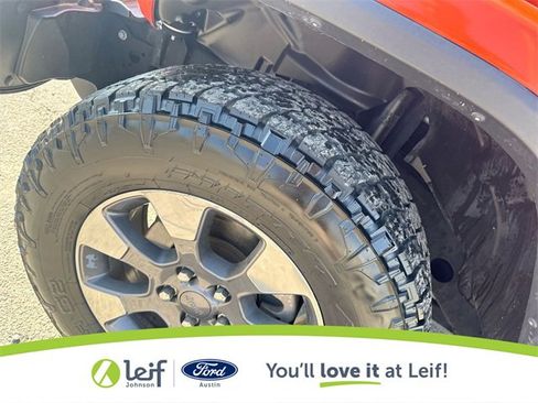 Used 2018 Jeep Wrangler Unlimited Sahara w/ Safety Group image 39