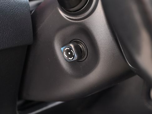 Used 2018 Lexus GX 460 Luxury w/ Preferred Accessory Package image 42