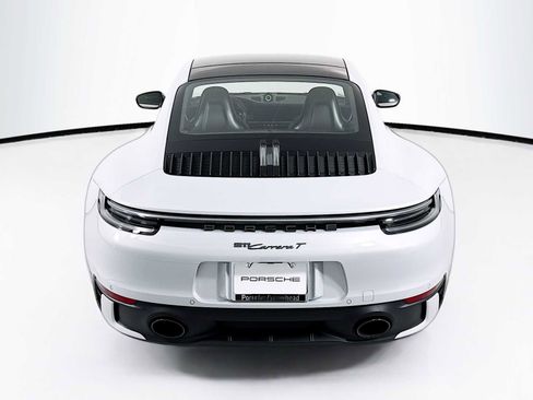 Used 2024 Porsche 911 Carrera T w/ Sportdesign Package image 10