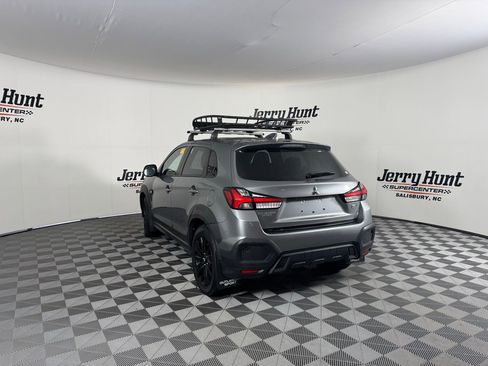 Used 2024 Mitsubishi Outlander Sport AWD image 3