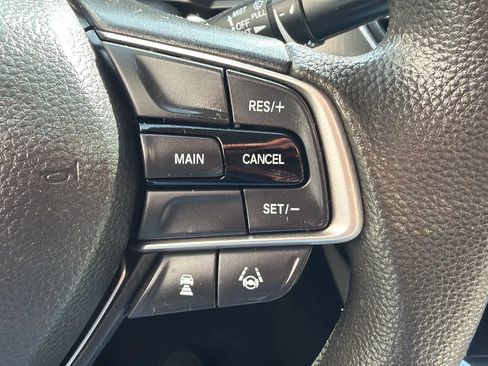 Used 2019 Honda Accord LX image 11