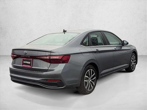 New 2026 Volkswagen Jetta SE image 2