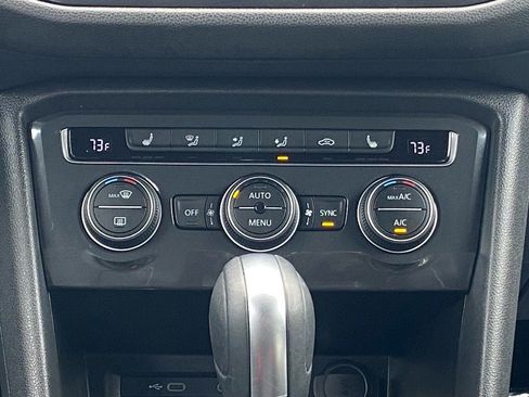 Certified 2021 Volkswagen Tiguan SE R-Line w/ 3rd Row Seat Package image 11