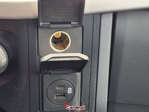 Used 2022 Ford F150 XLT image 35