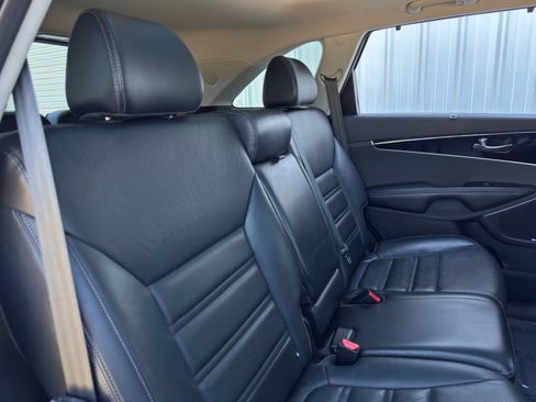 Used 2019 Kia Sorento SX w/ SX Touring Package image 42
