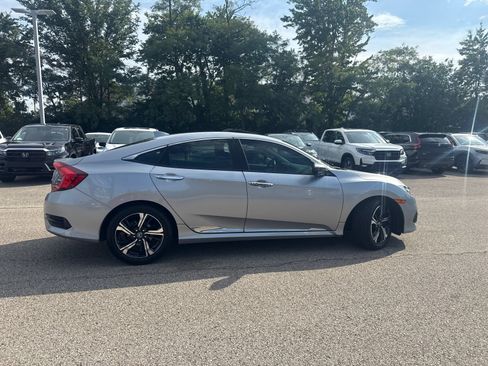 Used 2016 Honda Civic Touring image 26
