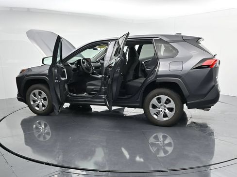 Used 2023 Toyota RAV4 LE AWD/4WD image 42