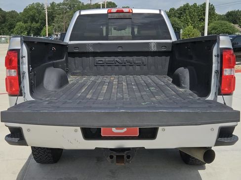 Used 2018 GMC Sierra 3500 Denali w/ Duramax Plus Package AWD/4WD image 41