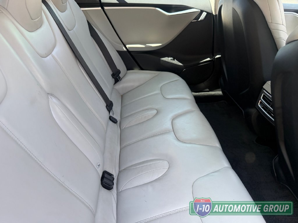 Used 2015 Tesla Model S 70 RWD image 15