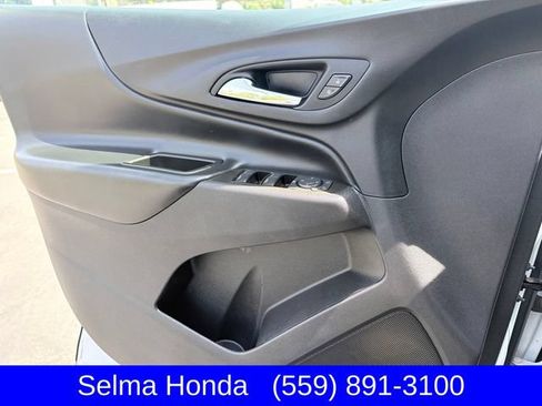 Used 2023 Chevrolet Equinox LT FWD image 12