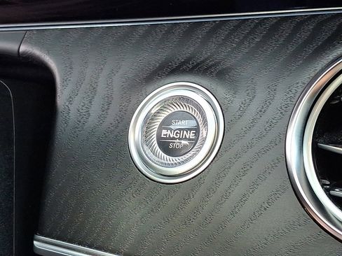 Used 2023 Mercedes-Benz E 350 4MATIC image 25