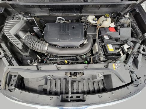 Certified 2023 GMC Acadia SLE w/ Driver Convenience Package image 9