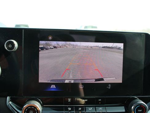 Used 2024 Chevrolet Colorado W/T image 48