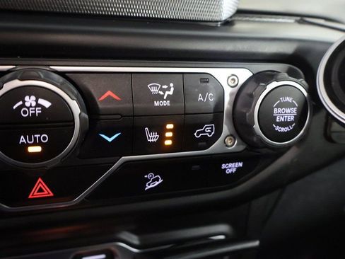 Used 2021 Jeep Wrangler Unlimited Sport image 47