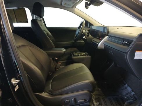 Used 2025 Hyundai Ioniq 5 SEL RWD image 15