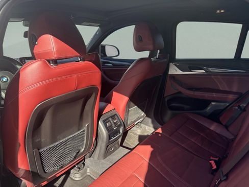 Used 2023 BMW X4 M40i image 26