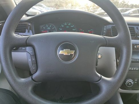 Used 2016 Chevrolet Impala Limited LS image 12