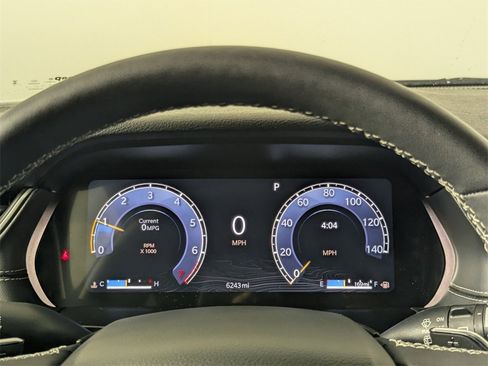 New 2025 Jeep Grand Cherokee Altitude image 19