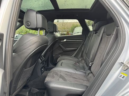 Used 2018 Audi SQ5 Premium Plus w/ Navigation Package AWD/4WD image 14