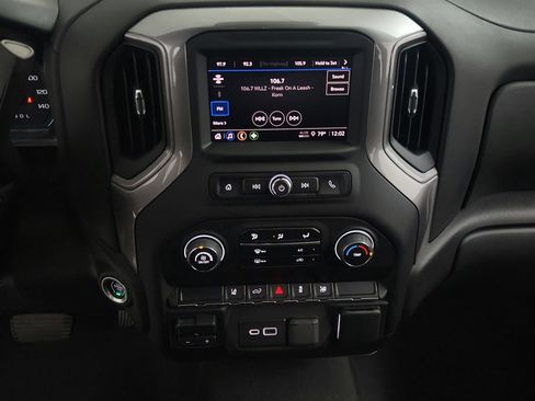 Used 2024 Chevrolet Silverado 2500 Custom w/ Custom Convenience Package AWD/4WD image 21
