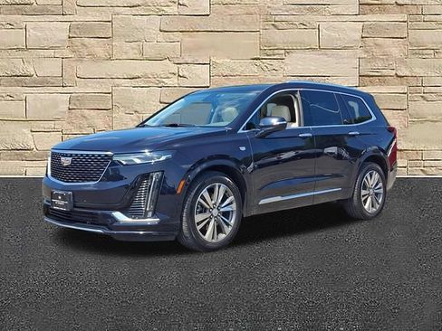 Used 2021 Cadillac XT6 Premium Luxury AWD/4WD image 1