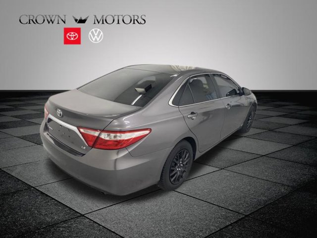 Used 2016 Toyota Camry LE FWD image 6