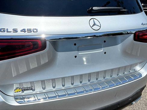 Used 2022 Mercedes-Benz GLS 450 4MATIC image 29