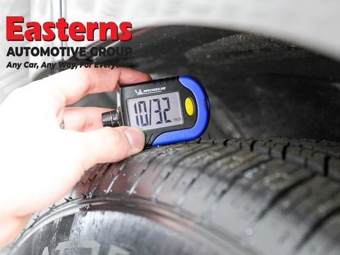 Used 2022 Dodge Charger SXT image 24