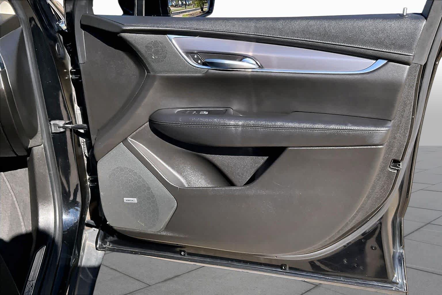 Used 2019 Cadillac XT5 Premium Luxury AWD/4WD image 22
