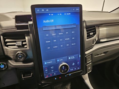 Used 2024 Ford F150 Lightning Flash image 25