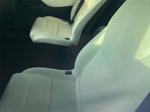 Used 2018 Tesla Model X 100D image 6