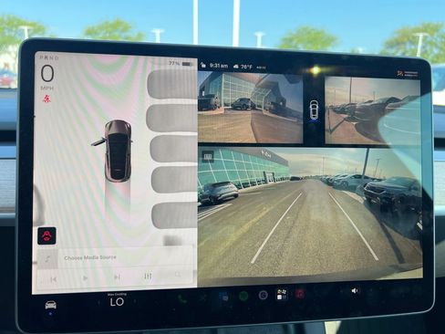 Used 2023 Tesla Model Y Long Range AWD/4WD image 21